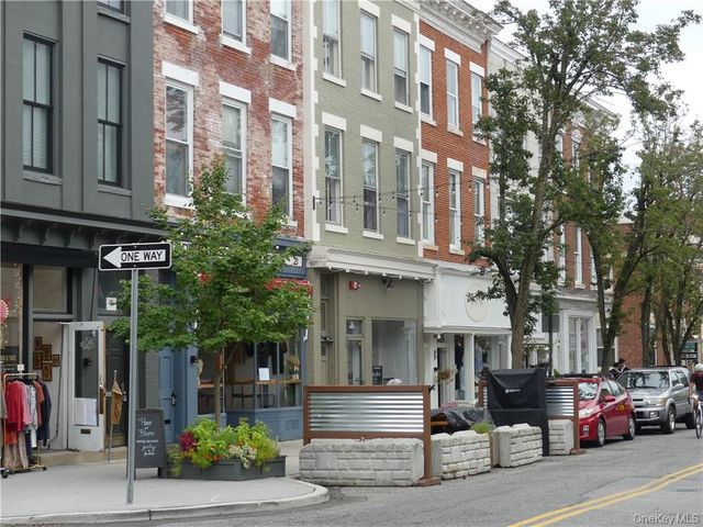 19 N Broadway 3W, Nyack, NY 10960