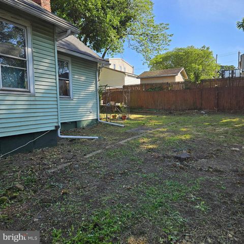 2215 37TH ST, Pennsauken, NJ 08110