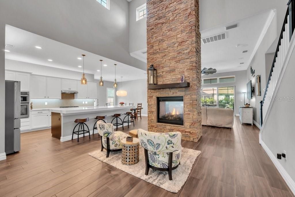 Image 8 of property listing at 14908 BASSINGER LANE, Lithia, FL 33547