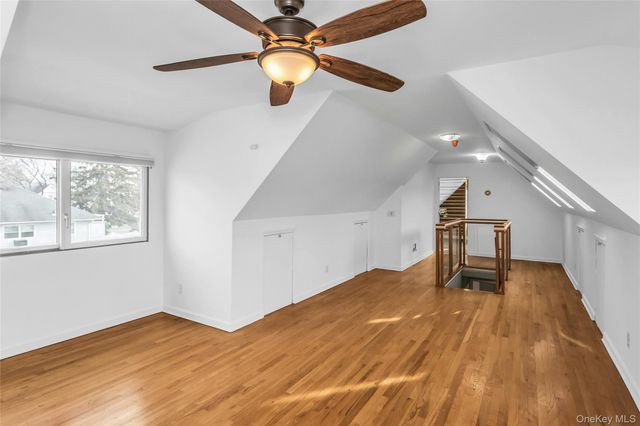 639 N Chicot Avenue, West Islip, NY 11795