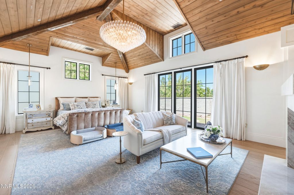 Image 19 of property listing at 101 Greenridge Drive, Reno, NV 89509