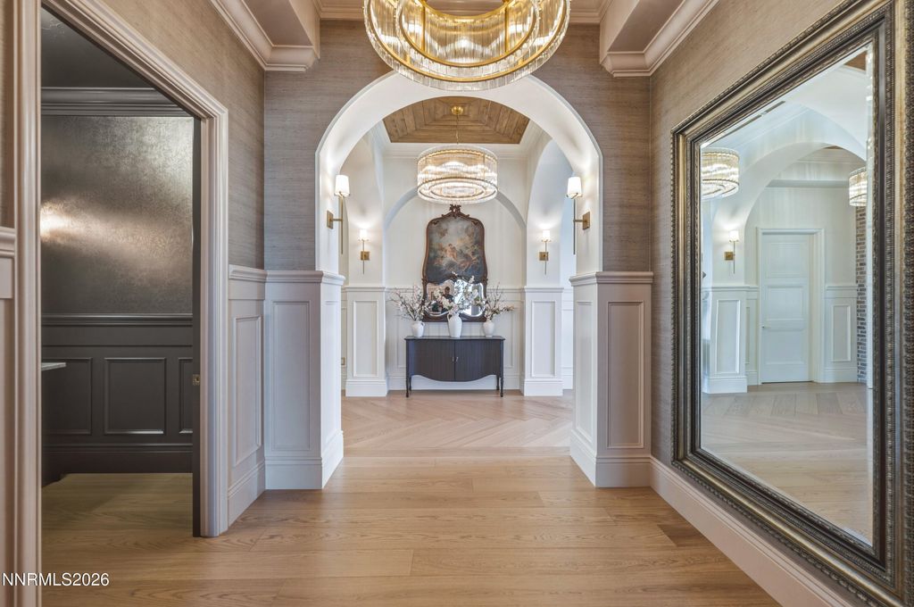 Image 7 of property listing at 101 Greenridge Drive, Reno, NV 89509