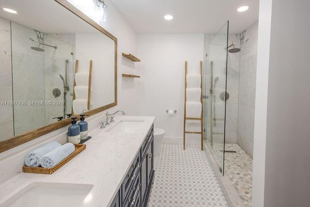 11301 SW 95th St, Miami, FL 33176