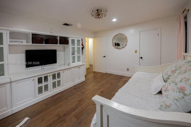 11301 SW 95th St, Miami, FL 33176