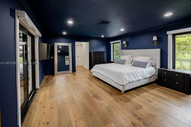 11301 SW 95th St, Miami, FL 33176