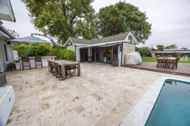 11301 SW 95th St, Miami, FL 33176