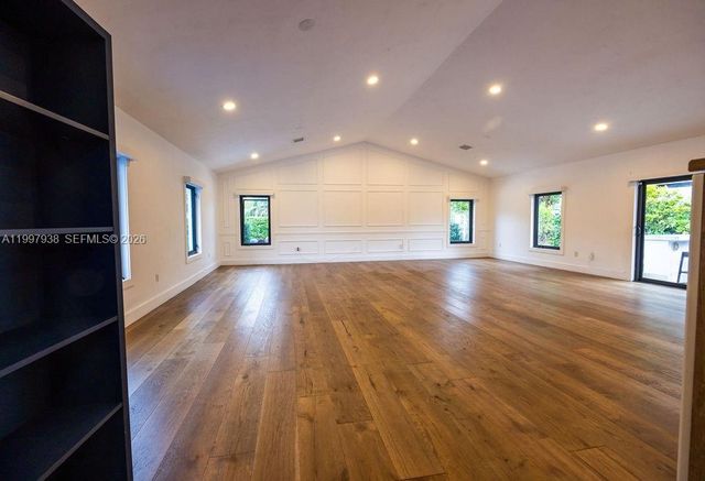 11301 SW 95th St, Miami, FL 33176