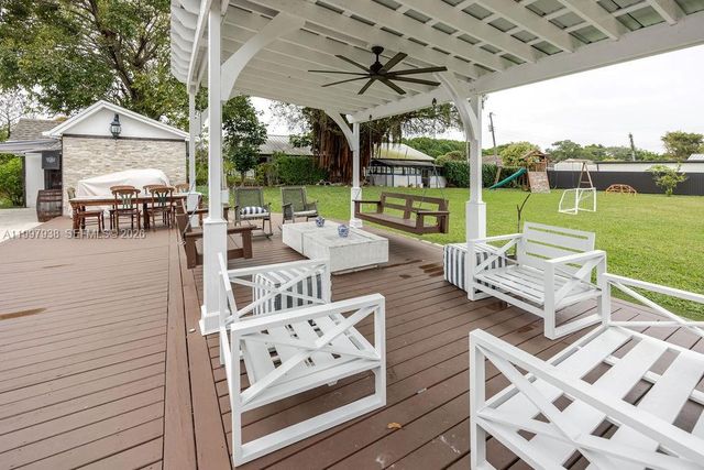 11301 SW 95th St, Miami, FL 33176