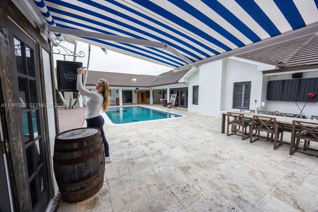 11301 SW 95th St, Miami, FL 33176