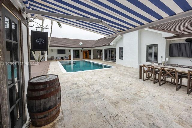 11301 SW 95th St, Miami, FL 33176