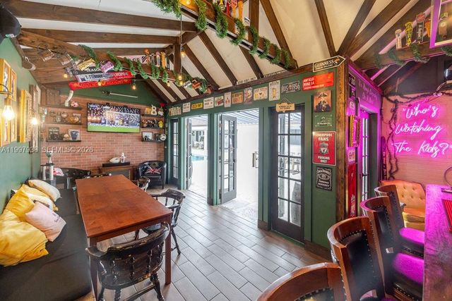 11301 SW 95th St, Miami, FL 33176