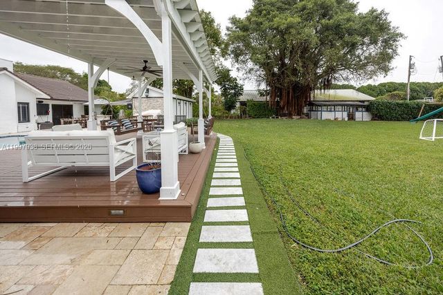 11301 SW 95th St, Miami, FL 33176