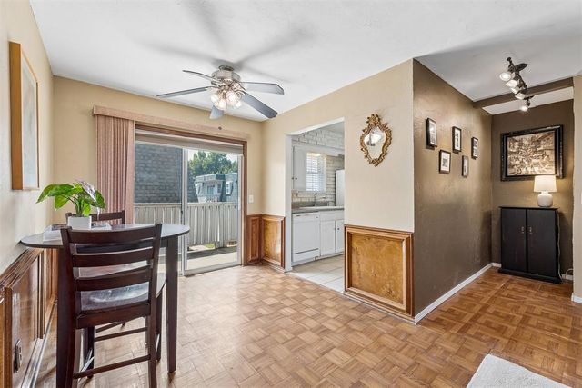 11323 N May Avenue B, Oklahoma City, OK 73120