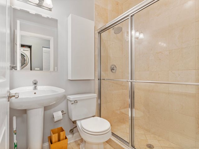 1617 N Artesian Avenue 2N, Chicago, IL 60647