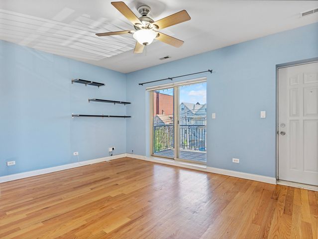 1617 N Artesian Avenue 2N, Chicago, IL 60647