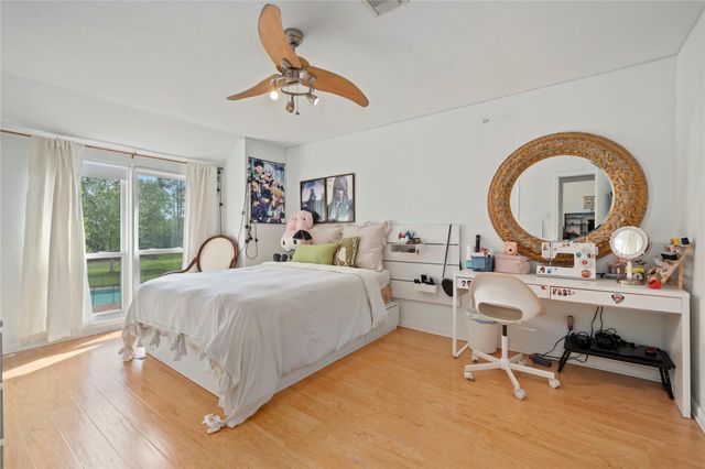 3122 N Saddlebrook Lane, Katy, TX 77494