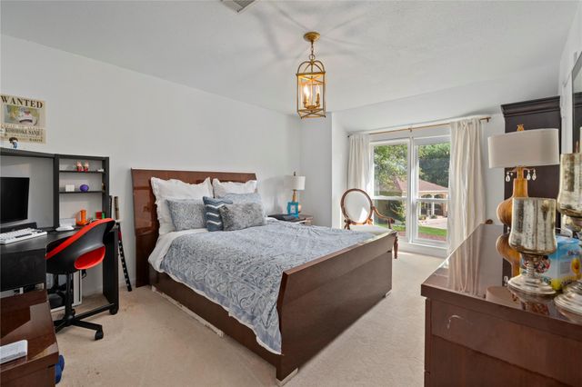 3122 N Saddlebrook Lane, Katy, TX 77494