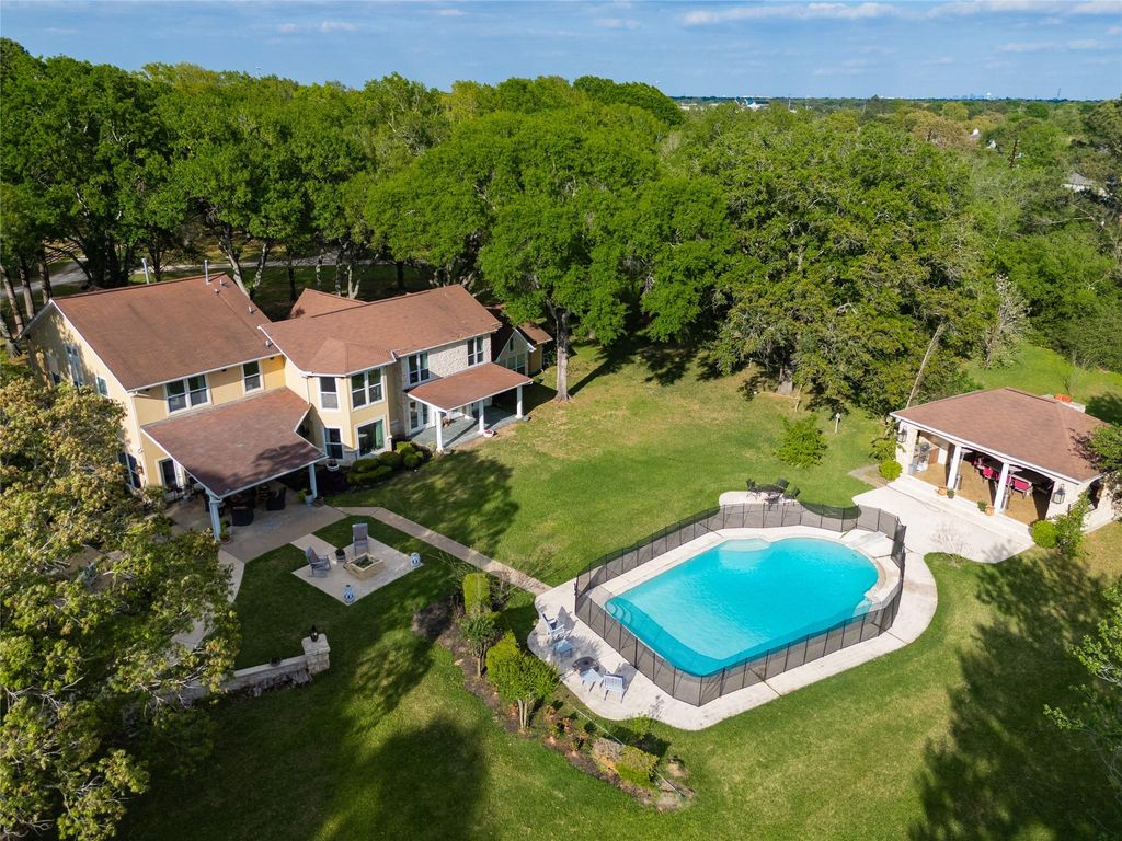 3122 N Saddlebrook Lane, Katy, TX 77494