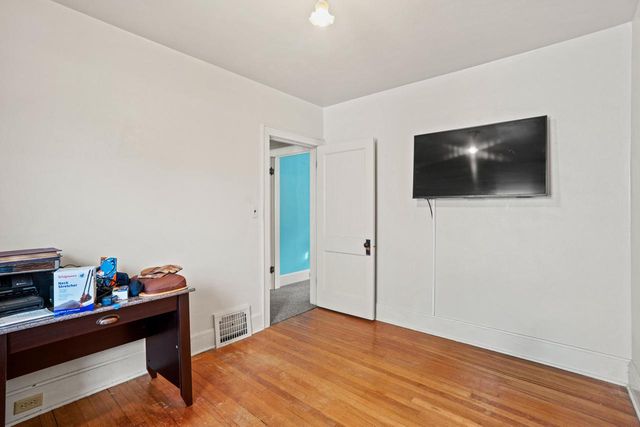 2418 71st STREET, Kenosha, WI 53143