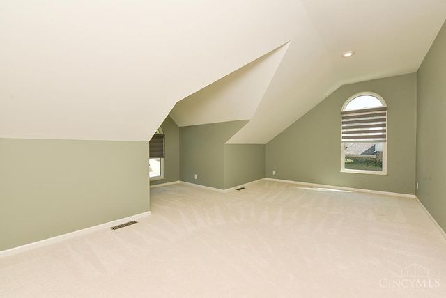 8721 Rupp Farm Drive, West Chester, OH 45069