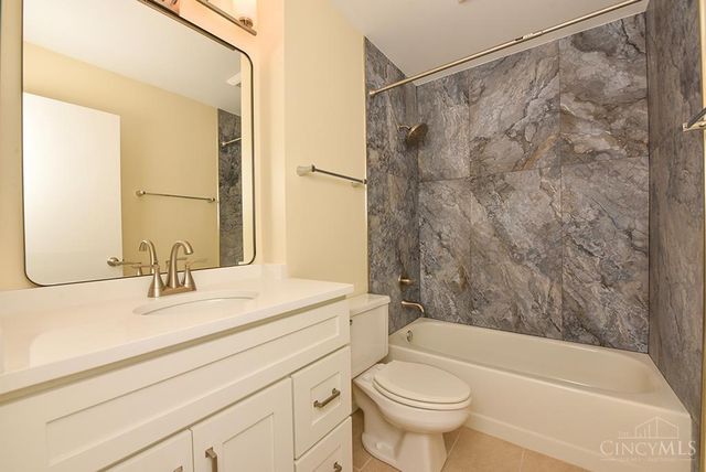 8721 Rupp Farm Drive, West Chester, OH 45069
