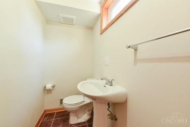 8721 Rupp Farm Drive, West Chester, OH 45069