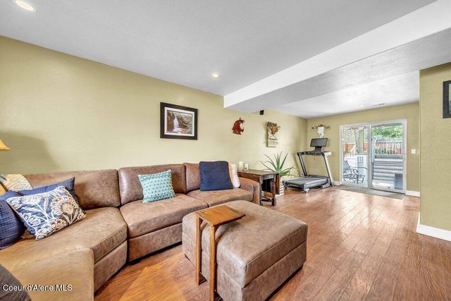 2790 W Versailles DR, Coeur D'alene, ID 83815