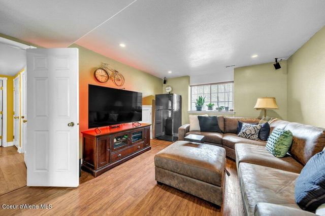 2790 W Versailles DR, Coeur D'alene, ID 83815