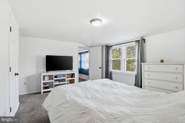 643 BLUE BELL RD, Williamstown, NJ 08094