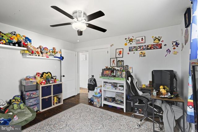 643 BLUE BELL RD, Williamstown, NJ 08094