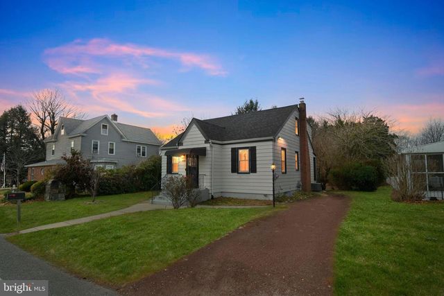 643 BLUE BELL RD, Williamstown, NJ 08094