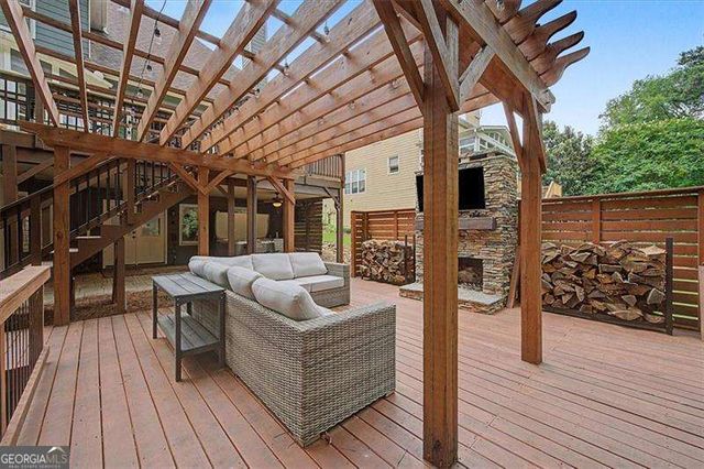 2423 Retreat Close, Marietta, GA 30066