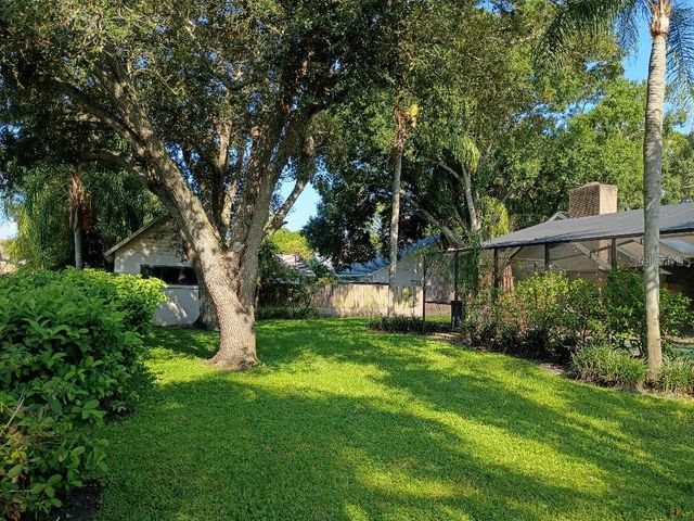 9302 W NORFOLK STREET, Tampa, FL 33615