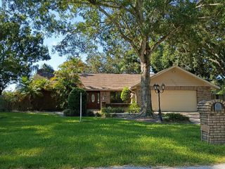 9302 W NORFOLK STREET, Tampa, FL 33615
