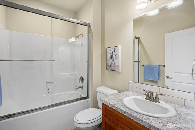 6493 White Peaks Lane NW, Bremerton, WA 98311