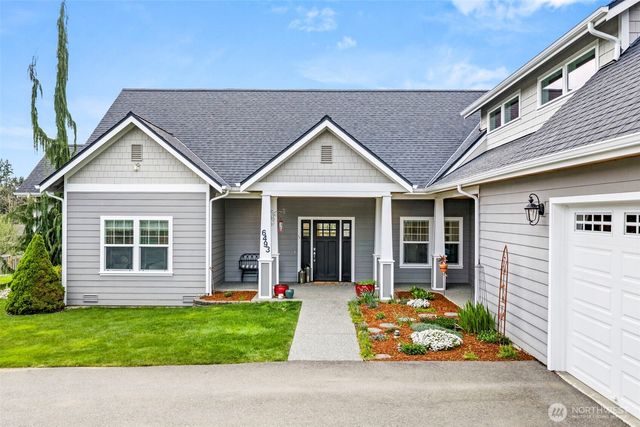 6493 White Peaks Lane NW, Bremerton, WA 98311