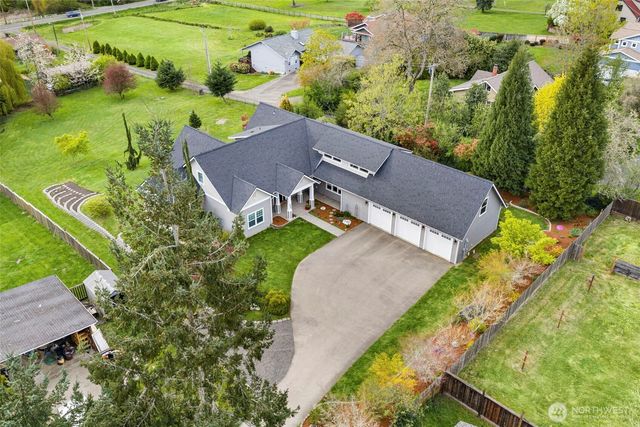 6493 White Peaks Lane NW, Bremerton, WA 98311