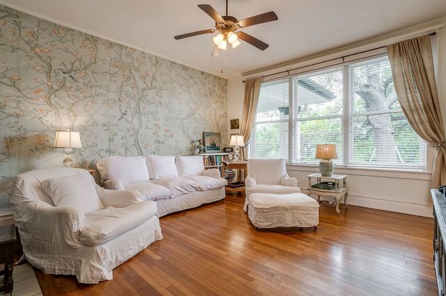 1414 Mistletoe Drive, Fort Worth, TX 76110