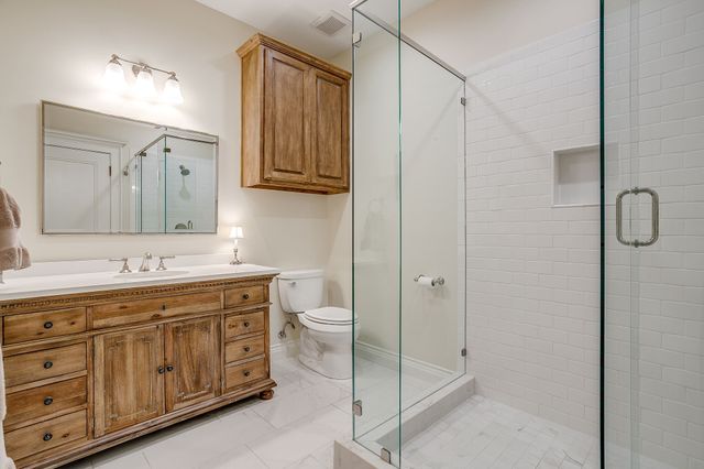 1414 Mistletoe Drive, Fort Worth, TX 76110