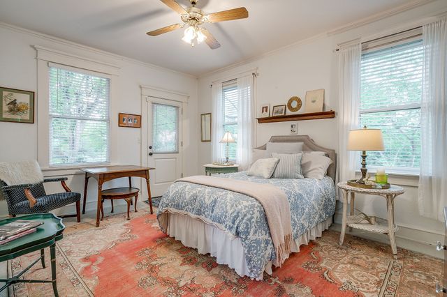 1414 Mistletoe Drive, Fort Worth, TX 76110