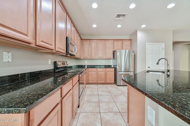 8767 W FLEETWOOD Lane, Glendale, AZ 85305