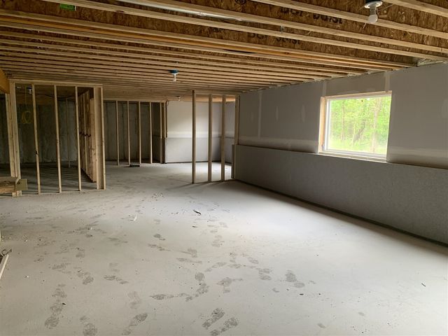 6557 Ravine Pt Drive, Rockford, MI 49341
