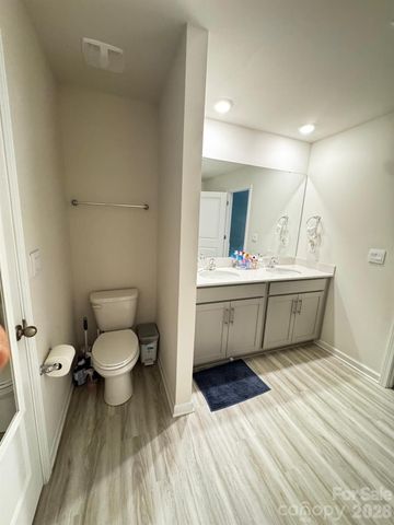 760 Wagon Cross Court, York, SC 29745