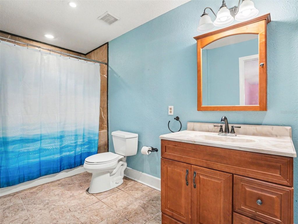 Image 14 of property listing at 928 TIMBERGREEN DRIVE, Lakeland, FL 33809
