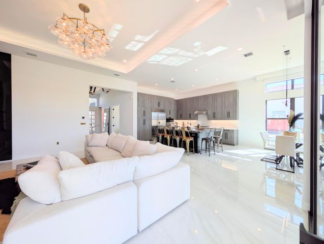 20459 Rosewood Garden Way, Boca Raton, FL 33434