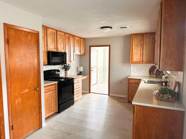 6007 PALMETTO Trail, Amarillo, TX 79106