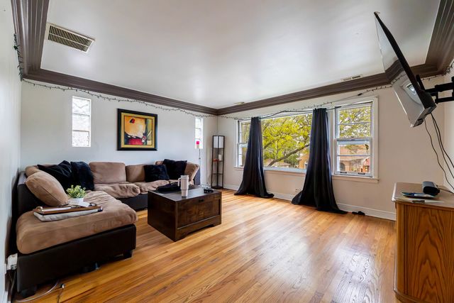 7118 S MOZART Street, Chicago, IL 60629