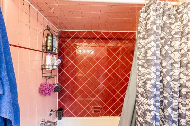 7118 S MOZART Street, Chicago, IL 60629