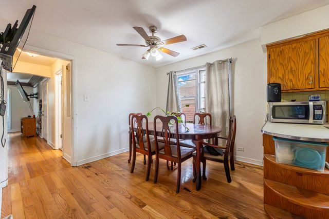 7118 S MOZART Street, Chicago, IL 60629