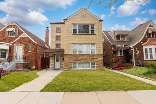 7118 S MOZART Street, Chicago, IL 60629